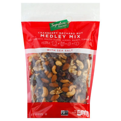 Signature Farms Cranberry Orchard Nut Medley - 22 Oz