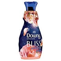 Downy Infusions Bliss Sparkling Amber & Rose Liquid Fabric Softener - 32 Fl. Oz. - Image 2