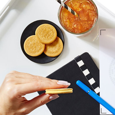 OREO Thins Lemon Creme Sandwich Cookies Family Size - 13.1 Oz - Image 5