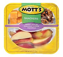Motts Red Apples Cheese Pretzels - 4.75 Oz