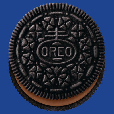 OREO Chocolate Hazelnut Flavored Creme Chocolate Sandwich Cookies Family Size - 17 Oz - Image 2