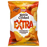 Lays Kettle Cooked Potato Chips Extreme Cheddar - 7.75 OZ - Image 3