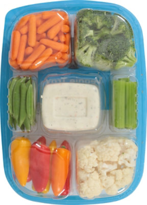 Signature Farms Veggie Tray with Ranch Dip - 40 Oz - Image 6