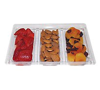 Snack Tray Strawberries, Almonds, Apricots & Cranberries - 4 OZ