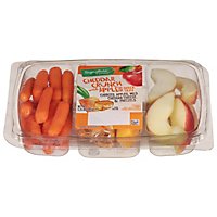 Signature Farms Snack Tray Cheddar Crunch Apples - 6.5 OZ - Image 1
