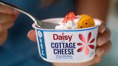 Daisy Brand 2% Cottage Cheese 2 - 5.3 Oz - 10.6 OZ - Image 3