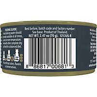 Reveal Cat Food Grain Free Tuna Fillet with Salmon In A Natural Broth Pouch - 2.47 Oz - Image 6