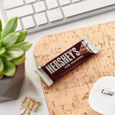 HERSHEY'S Milk Chocolate Snack Size Candy Bars - 2.25 Oz - Image 4