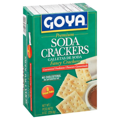 Goya Crackers Soda - 8 OZ - Image 1