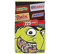 Snickers TWIX Milky Way & 3 Musketeers Minis Mixed Chocolate Bulk Halloween Candy 225 Count- 61.85 Oz