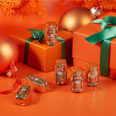 REESE'S Chocolate Peanut Butter Creme Nutcrackers Christmas Candy Bag - 9.2 Oz - Image 4