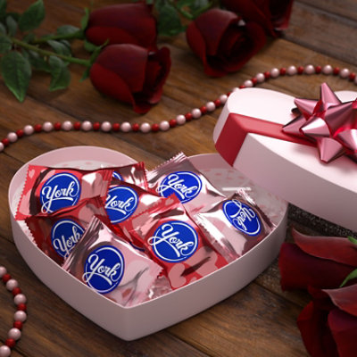 York Dark Chocolate Peppermint Patties Hearts Valentines Day Candy Bag - 9.6 Oz - Image 4