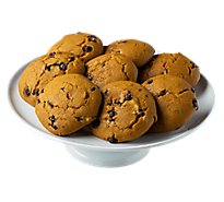 Pumpkin Chocolate Chip Cookies 8 Count - EA