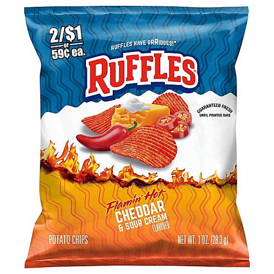 Ruffles Flamin Hot Cheddar Sour Cream Potato Chips - 1 Oz