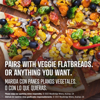 Woodbridge Sparkling Infusions Sweet Peach Sparkling Wine - 750 Ml - Image 2