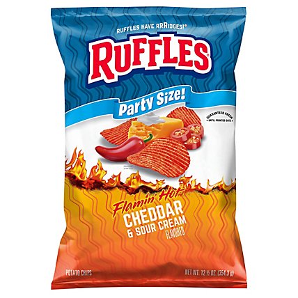 Ruffles Potato Chips Flamin' Hot Cheddar & Sour Cream - 12.5 OZ - Image 2