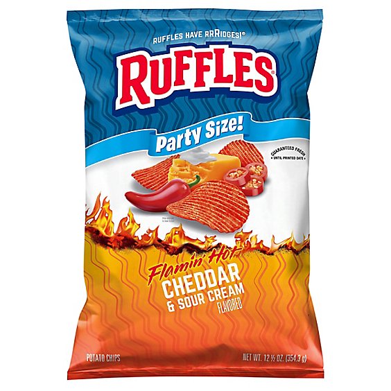 Ruffles Potato Chips Flamin' Hot Cheddar & Sour Cream - 12.5 OZ