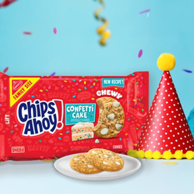 CHIPS AHOY! Chewy Confetti Cake Cookies with Rainbow Sprinkles Family Size - 14.38 Oz - Image 5