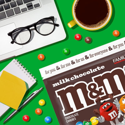 M&M'S Milk Chocolate Candy Family Size In Resealable Bulk Candy Bag - 18 Oz - Image 4