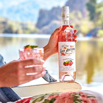 San Antonio Fruit Farm Strawberry Guava Semi-Sweet Rose Wine - 750 Ml - Image 4