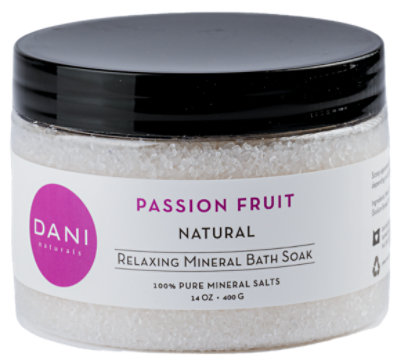 DANI Naturals Passion Fruit Mineral Bath Soak - 14 Oz. - Image 1