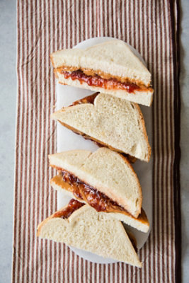 Franz 1906 White Sandwich Bread - 24 Oz - Image 3