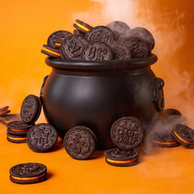 OREO Orange Creme Chocolate Sandwich Cookies Limited Edition Halloween Cookies - 18.71 oz - Image 5