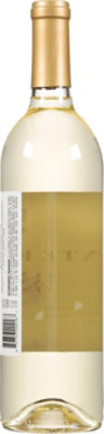 Materra Cunat Family Vineyards Sauvignon Blanc Wine - 750 Ml - Image 3