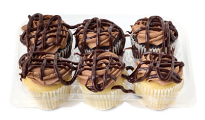 Reeses Buttercreme Cupcakes 6 Count - Each - Image 1
