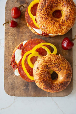 Seattle International Pizza Bagel - 16 Oz - Image 5