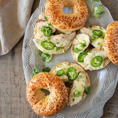 Seattle International Jalapeno Cheddar Bagel - 16 Oz - Image 5