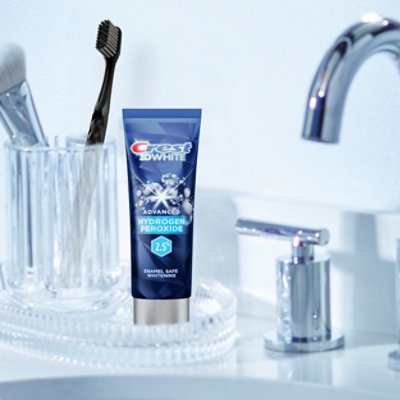 Crest 3D Advanced Whitening Toothpaste Fresh Mint - 3 Oz - Image 7