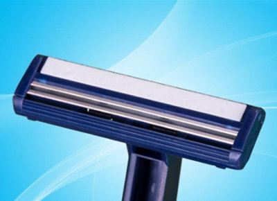 Personna Twin Blade Razor, Lightweight Box, 50 count - Image 1