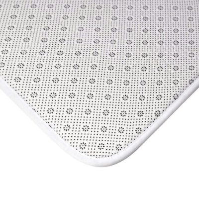 Onetify - Colorful Day at the Beach Bath Mat Home Accents - 1 Pack - Image 3