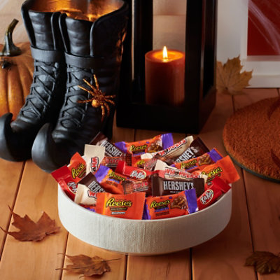 Hershey's Assorted Flavored Halloween Candy Bulk Bag Multipack - 125 Piece - 39.43 Oz - Image 5