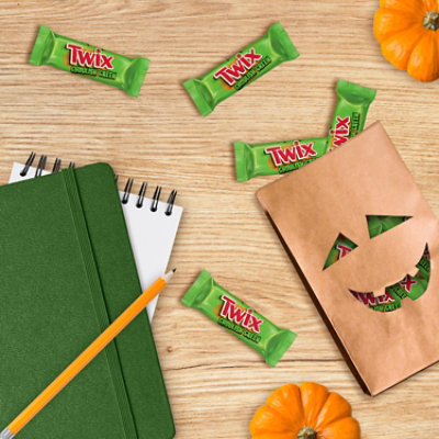 TWIX Fun Size Ghoulish Green Caramel Cookie Milk Chocolate Halloween Candy Bars - 16.37 Oz - Image 4
