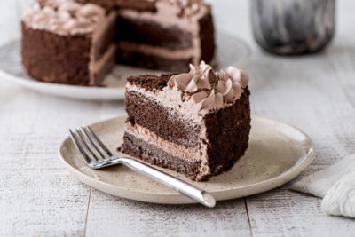 Chocolate Tres Leches Cake 8 Inch - 44 OZ - Image 6