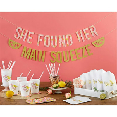 Kate Aspen - She Found Her Main Squeeze Party Kit - 49 Piece - Image 1