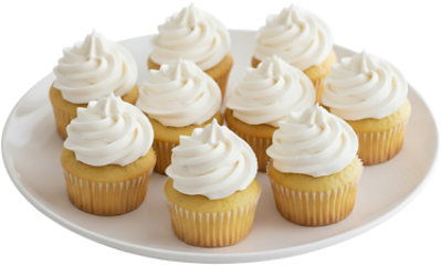 White Cupcakes 10 Count - EA
