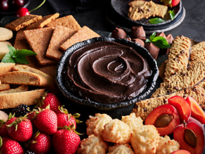 Boars Head Chocolate Peppermint Dessert Hummus - 10 OZ - Image 5