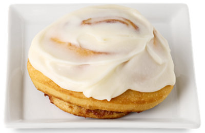 Creamy Swirl Icing Cinnamon Roll 1 Count - EA - Image 1