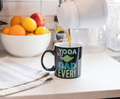Silver Buffalo Star Wars "Yoda Best Dad Ever" Ceramic Mug | Holds 20 Ounces | Toynk Exclusive - Image 3