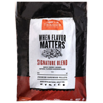 Traeger Signature Blend Wood Pellets - 18 LB - Image 1