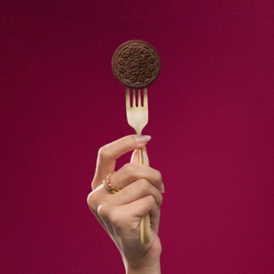 Oreo Limited Edition Selena Gomez Chocolate & Cinnamon Creme Cookies - 10.68 Oz - Image 5