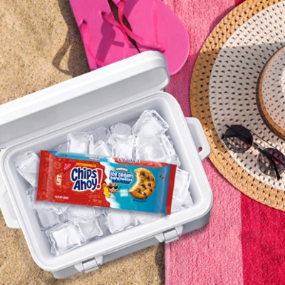 Chips Ahoy! Chewy Ice Cream Sandwich Cookies - 9.9 Oz - Image 3