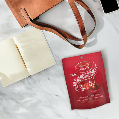 Lindor Milk - 2.1 OZ - Image 2