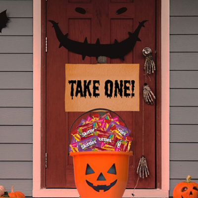 SKITTLES & STARBURST Fun Size Chewy Halloween Candy Variety Pack - 140 Count - Image 4