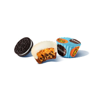 REESE'S OREO Miniatures Milk Chocolate and White Creme Peanut Butter Cups Candy Share Pack - 9 Oz - Image 3
