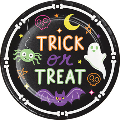 Signature Select Boo Buddies Lunch Plates - 16 Count - Image 1