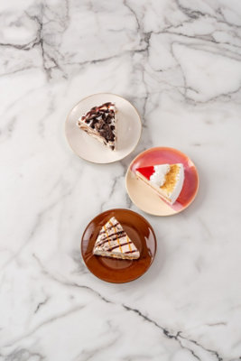 Jon Donaire Strawberries & Creme Ice Cream Cake - 27 OZ - Image 4